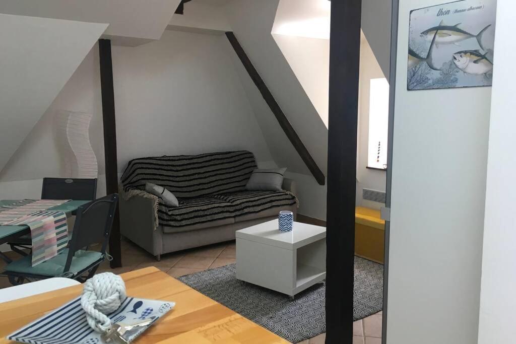Appartement De Charme Rue Du Chateau Auray Esterno foto
